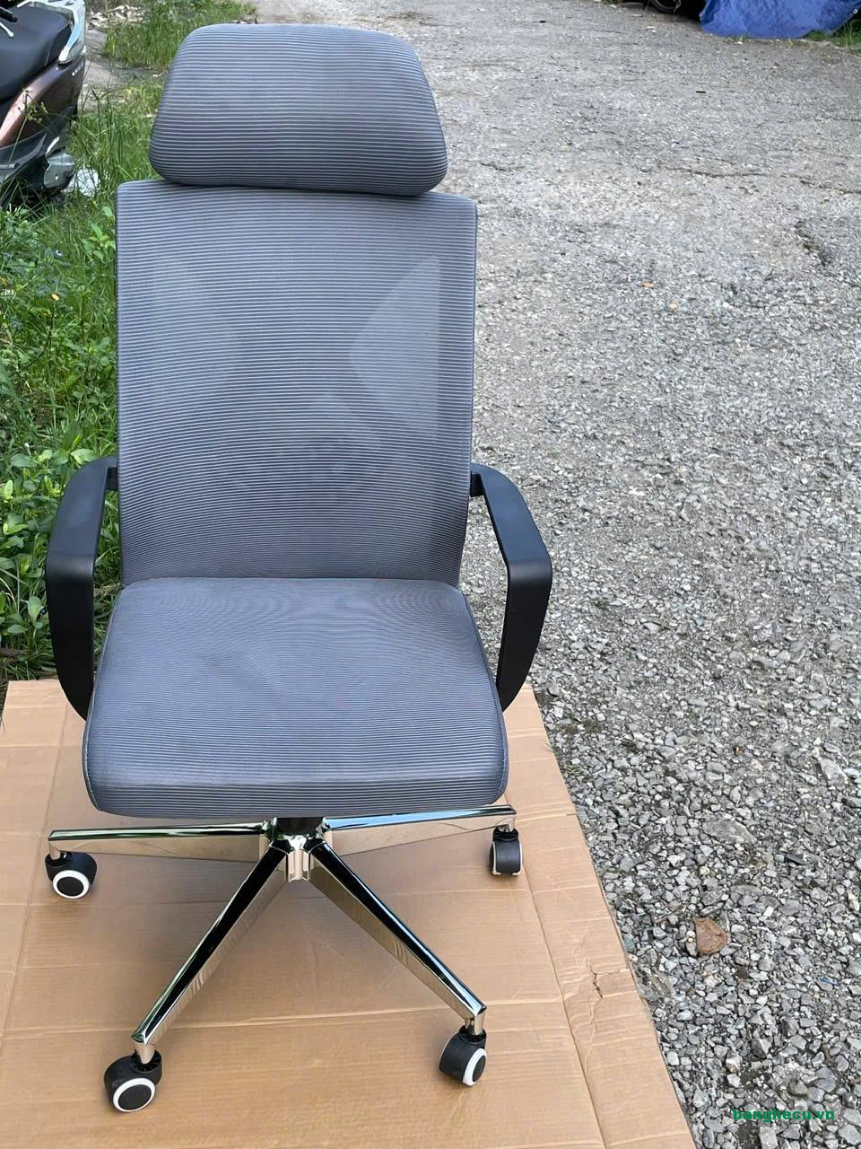 Ghế xoay văn phòng có tựa đầu chân inox cao cấp - Ảnh 2