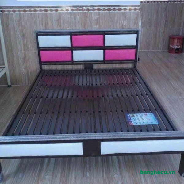 Giường sắt hộp vuông 1m2, 1m6, 1m8x2m mới 100%