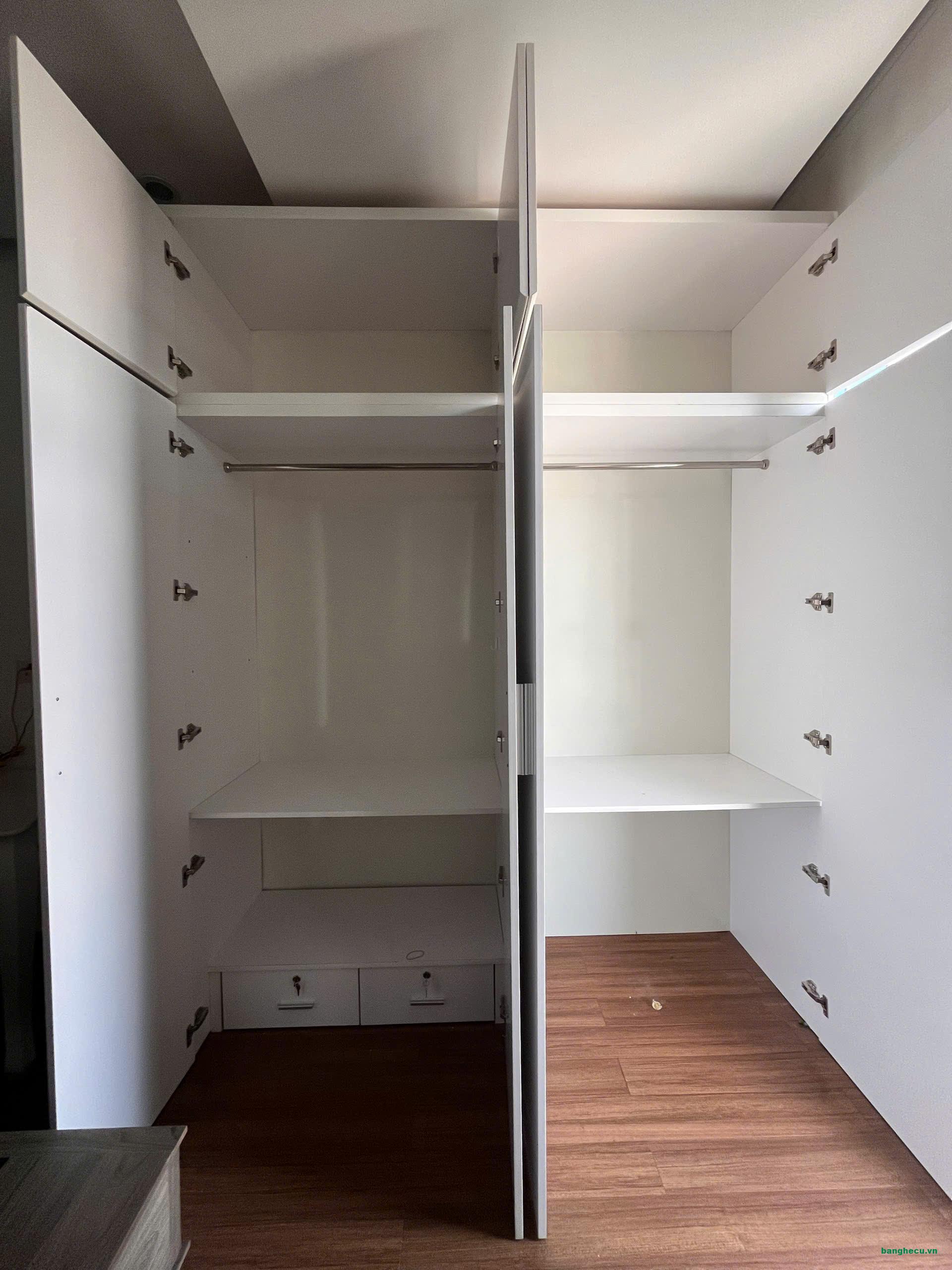 Tủ quần áo kịch trần 1m6x2m3 thanh lý - Ảnh 2