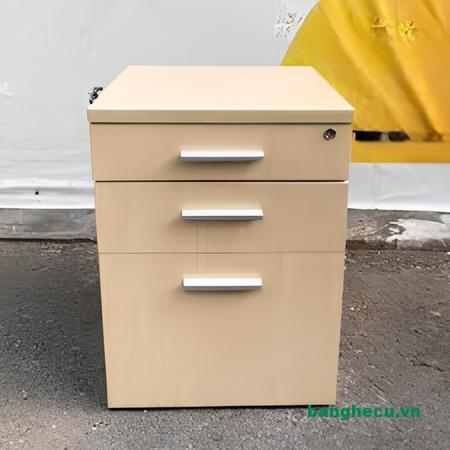 Tủ cabin 3 ngăn màu kem thanh lý