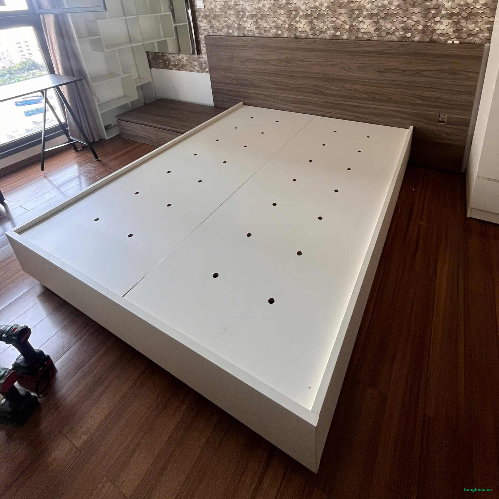 Giường gỗ MDF 1m6 kèm tab đầu giường thanh lý