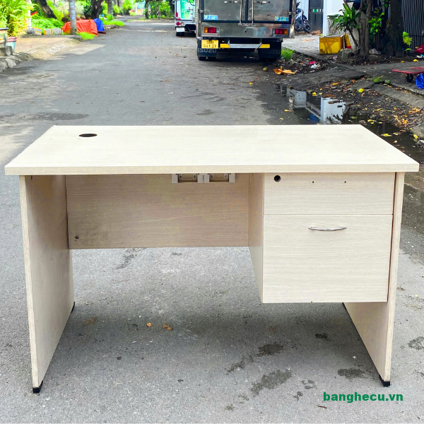 ban-lam-viec-1m2-co-hoc
