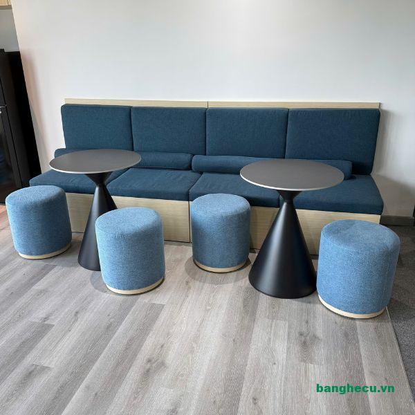 Bộ sofa băng xanh vải nhung chân gỗ mới 90%