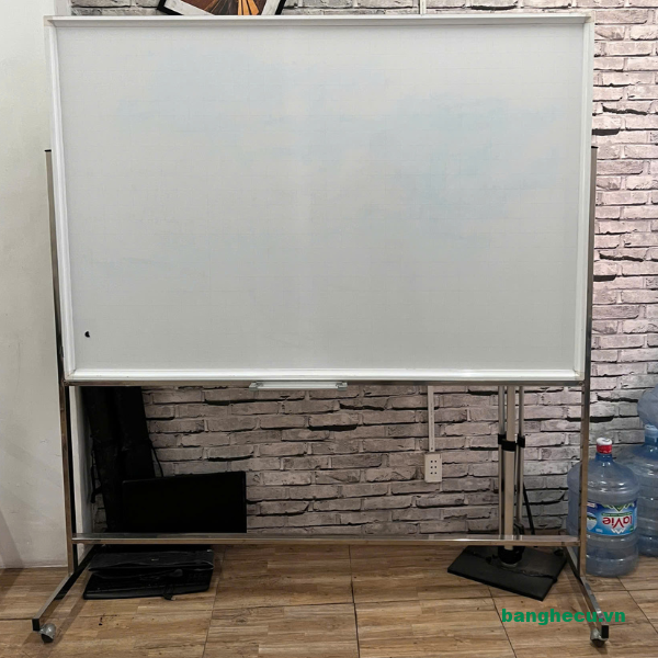 Thanh lý bảng viết bút lông 1m8x1m2 khung inox