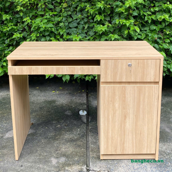 Bàn làm việc 1mx50cm full hộc mới 100%