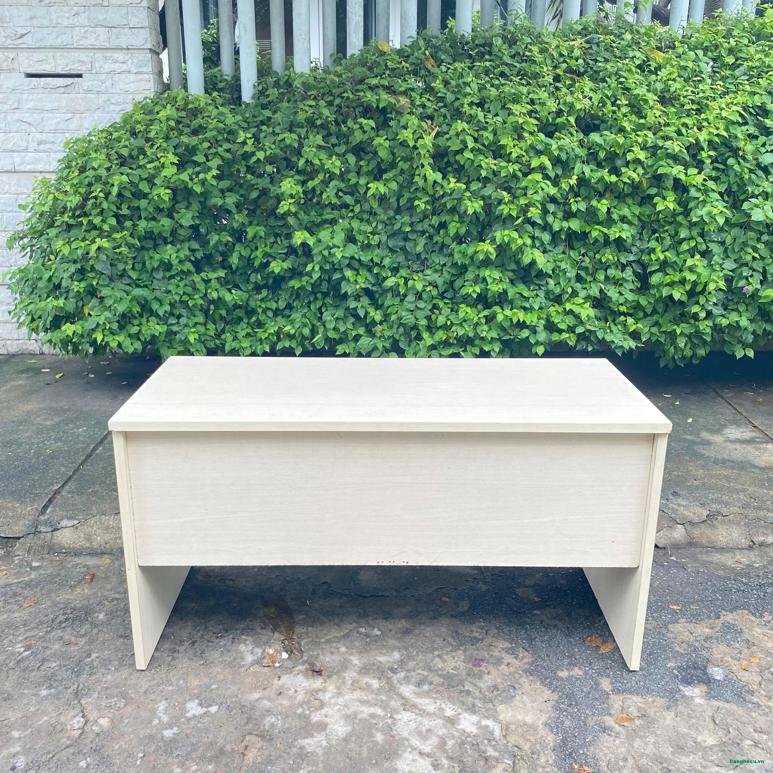 Bàn làm việc văn phòng 1m4x60cm như mới