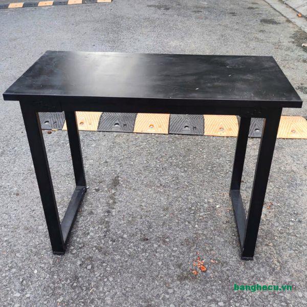 Bàn làm việc văn phòng cũ 1mx50cm chân sắt