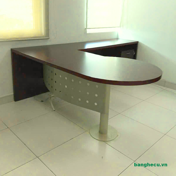 Thanh lý bàn Giám đốc L 1m8x1m6