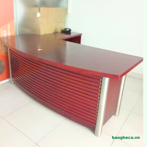Thanh lý bàn Giám đốc L 1m8x1m2