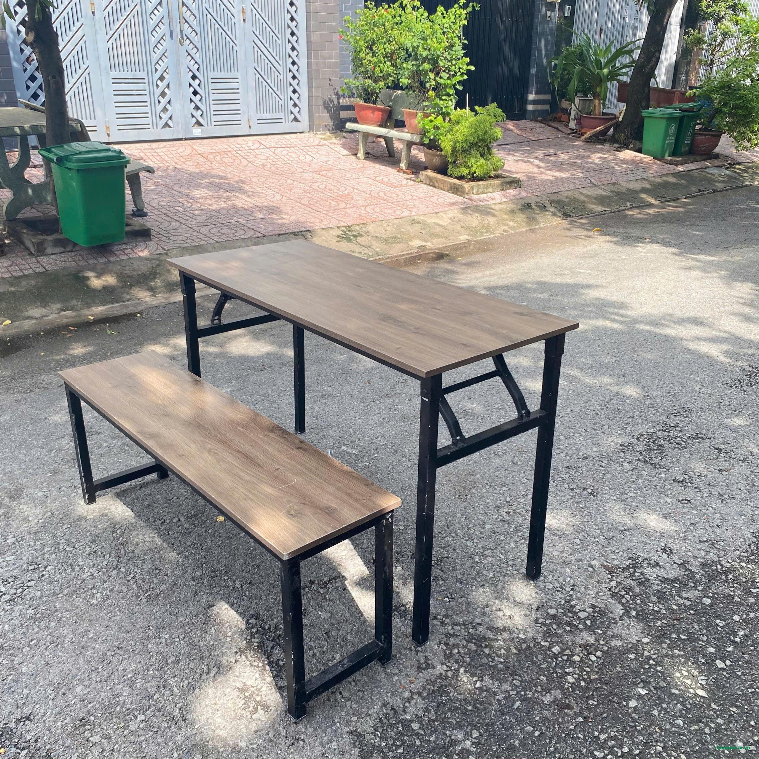 bo-ban-ghe-hoc-sinh-thanh-ly