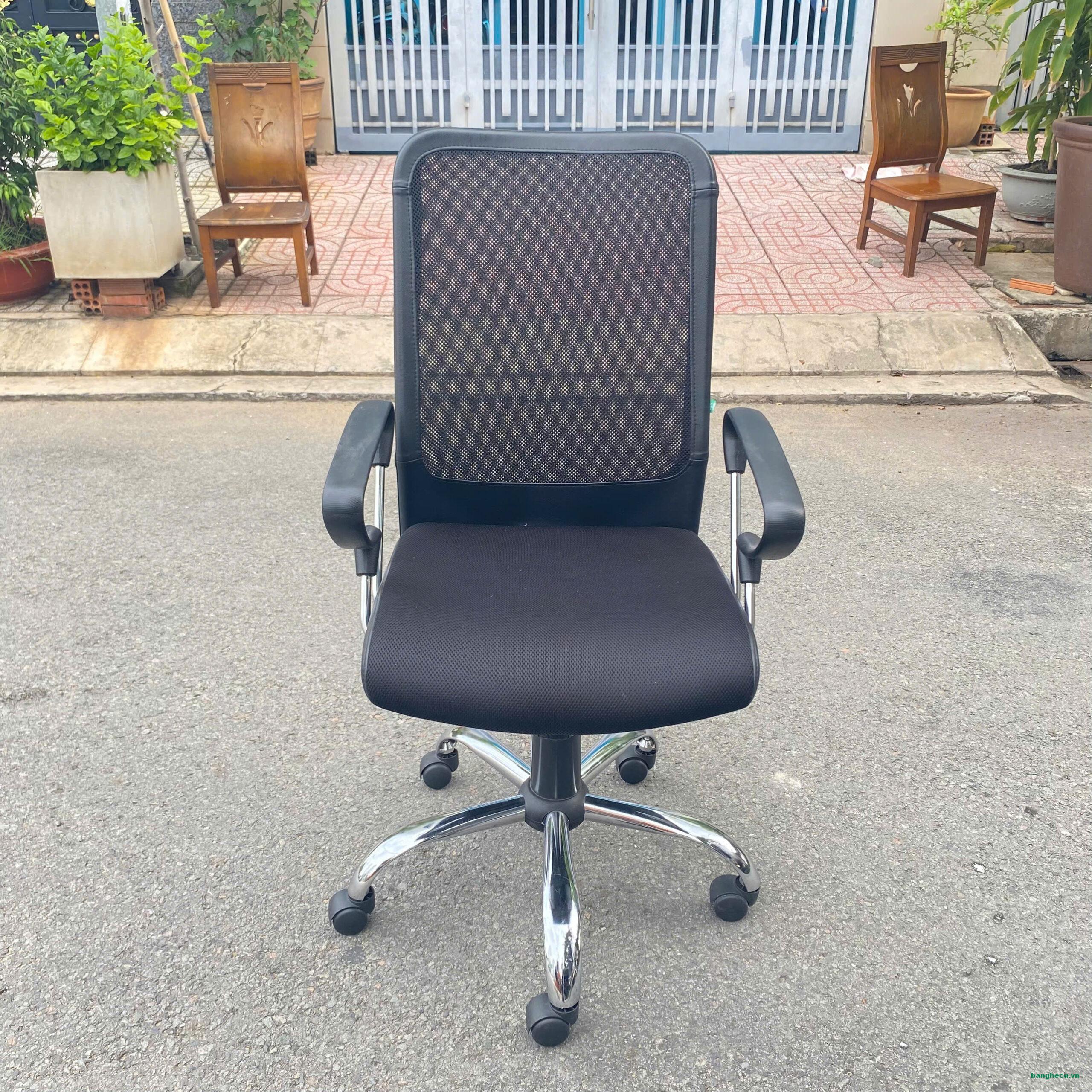 Thanh lý ghế xoay văn phòng lưng lưới chân inox - Ảnh 3