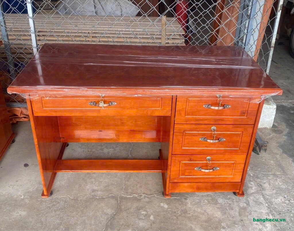 Bàn làm việc gỗ cũ 1m2x60cm nâu 3 hộc