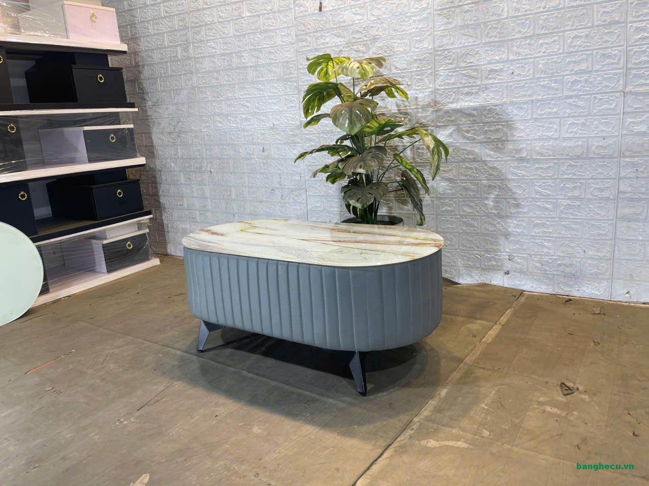 ban-tra-sofa-boc-da-mat-da-xam-van-may