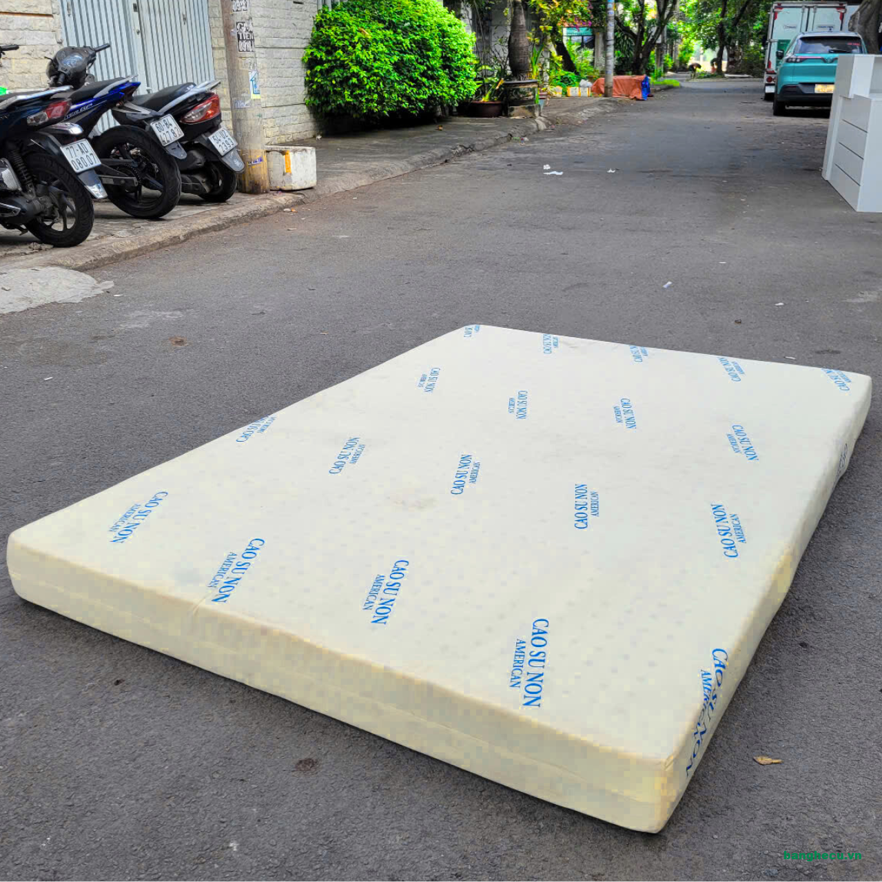 Nệm American 1m4x2m cũ dùng còn tốt