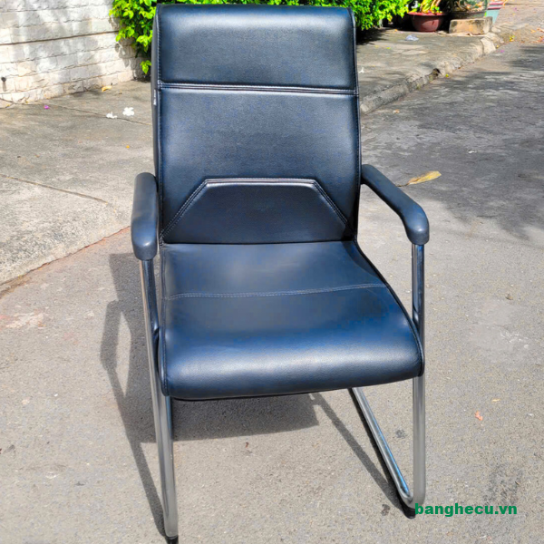 thanh-ly-100-ghe-quy-hoa-phat-boc-da-chan-inox