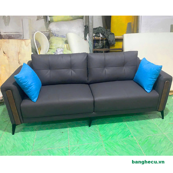 sofa-da-tiep-khach-hien-dai-chan-kim-loai