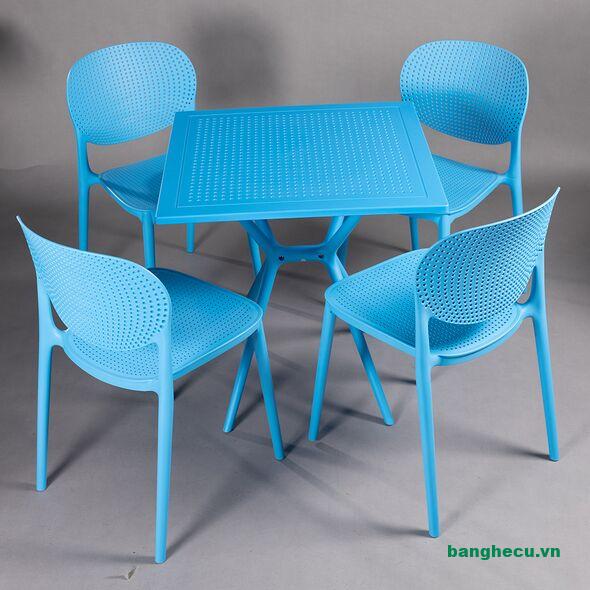 ban-ghe-cafe-nhua-duc