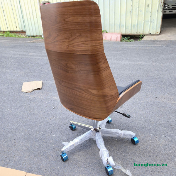 ghe-xoay-giam-doc-dep