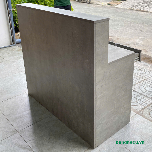 Thanh lý quầy lễ tân, quầy thu ngân gỗ MDF xám 1m2 - Ảnh 2