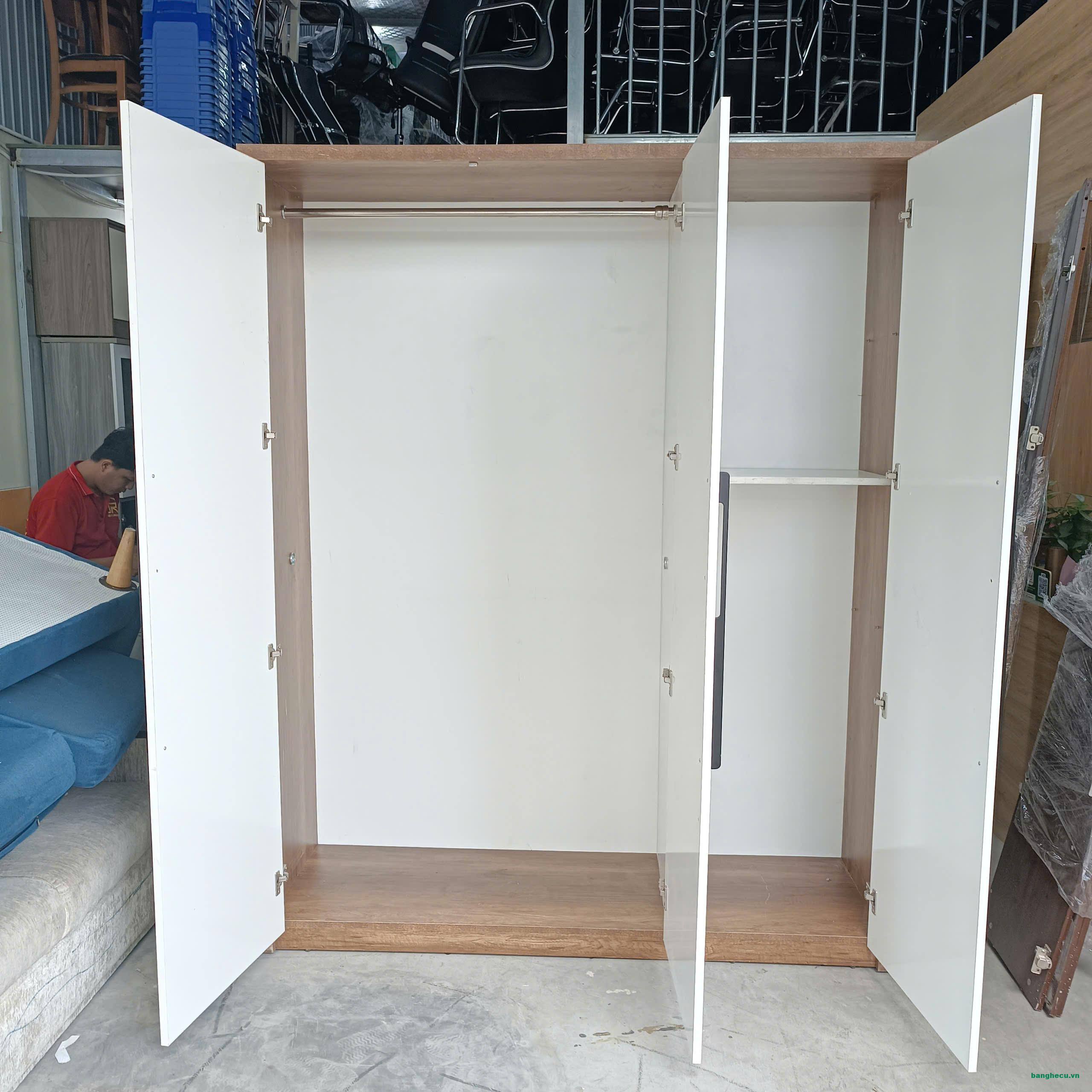 Thanh lý tủ quần áo MDF 1m6x2m dày dặn mới 95% - Ảnh 2