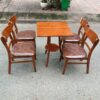 Bộ bàn cafe vuông 2 tầng 4 ghế gỗ mango mới 90%