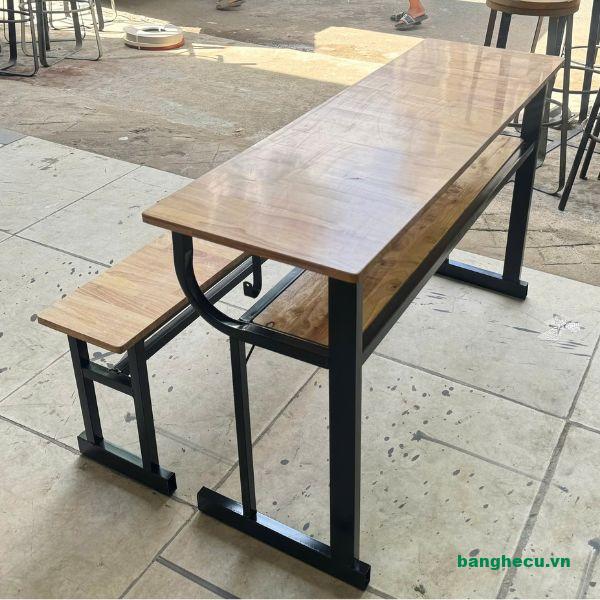 Bộ bàn ghế học sinh gỗ tự nhiên khung sắt giá tốt - Ảnh 2