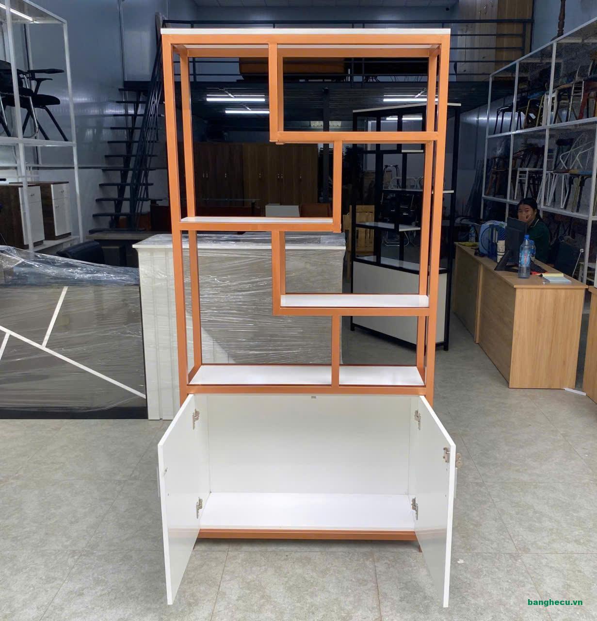 Kệ trưng bày khung sắt 1mx2m mới 100% giao ngay - Ảnh 3