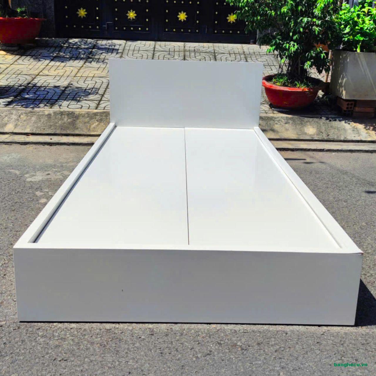 giuong-1m-2m-ton-kho