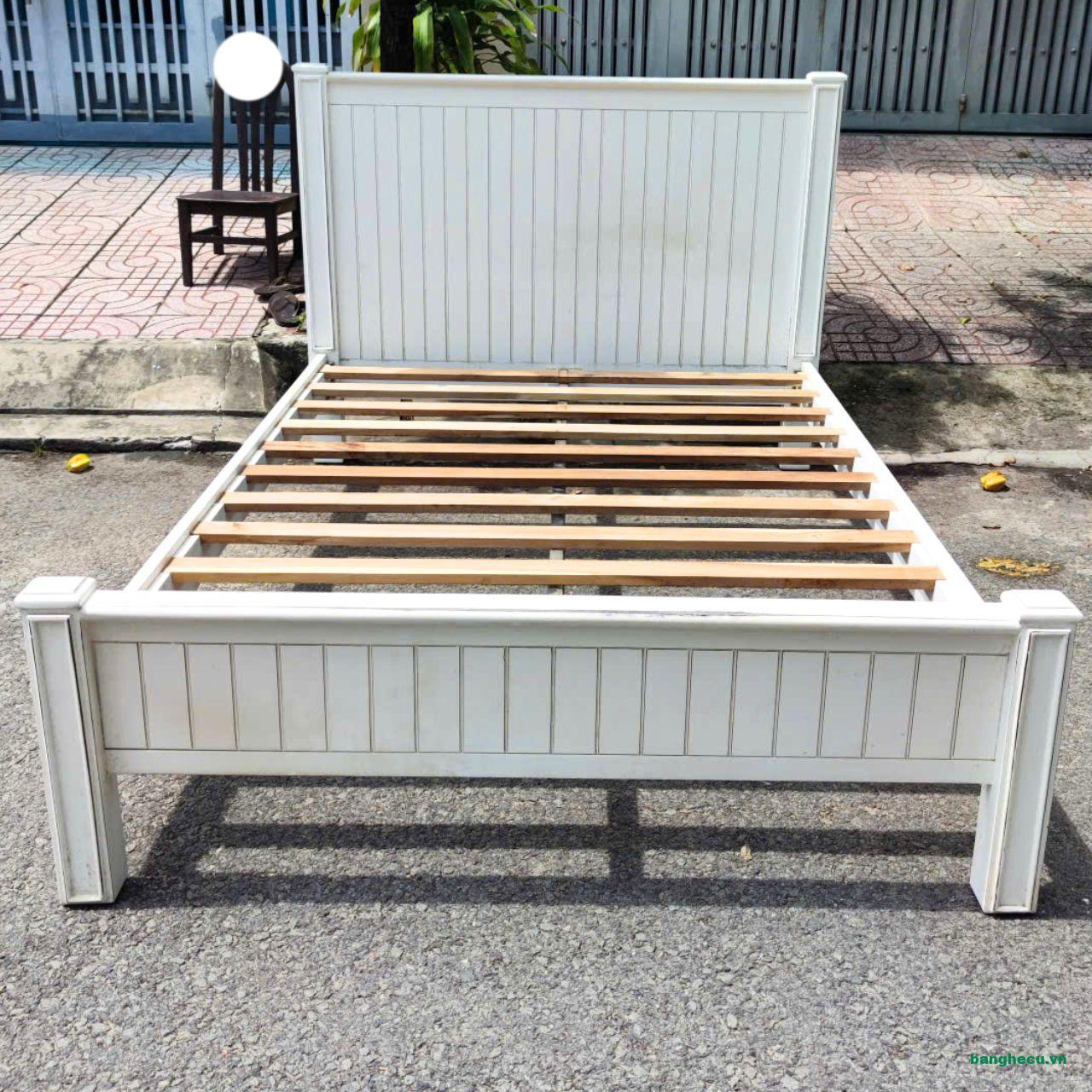 giuong-go-tu-nhien-1m5-cu