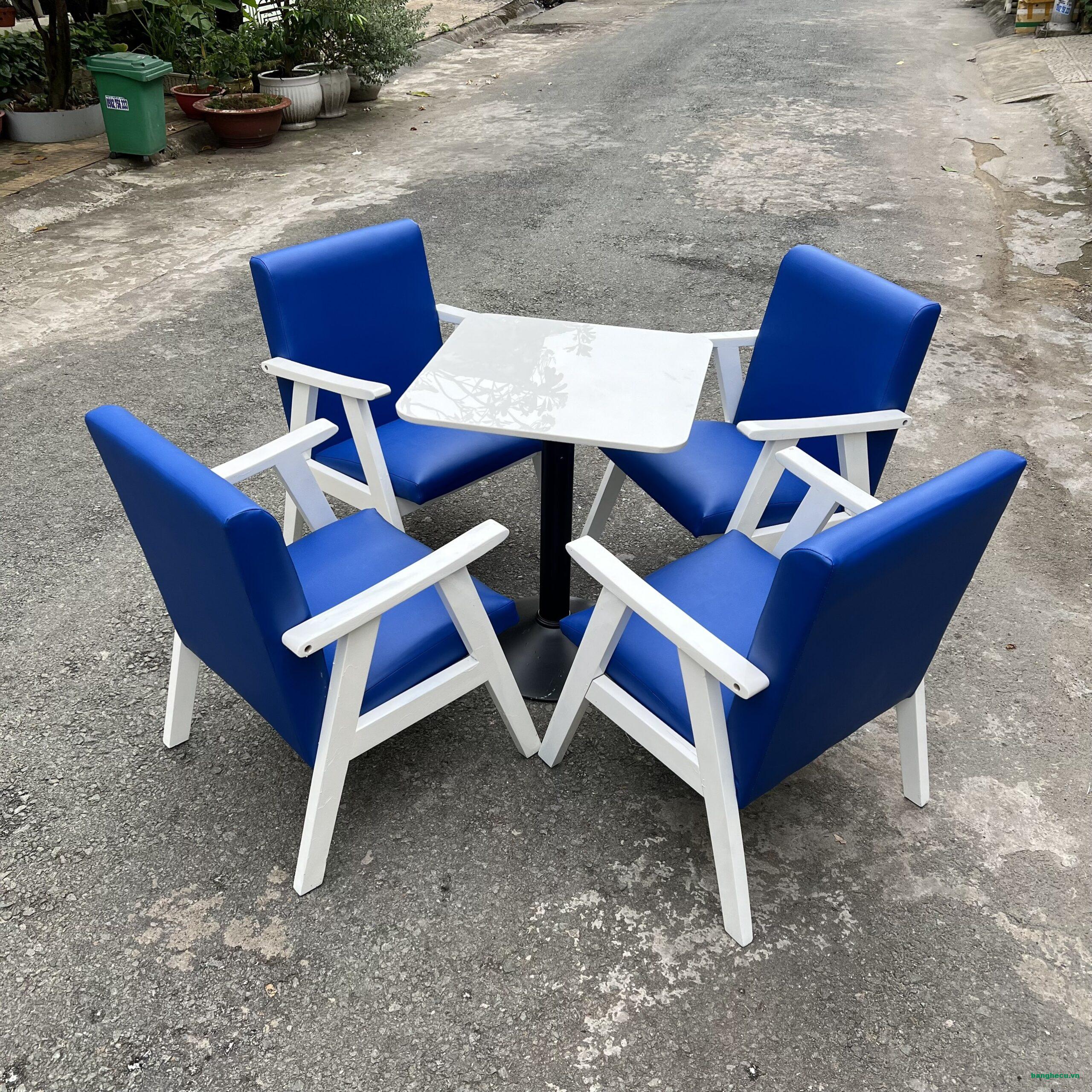 Ghế bành gỗ sồi tự nhiên bọc da màu xanh như mới