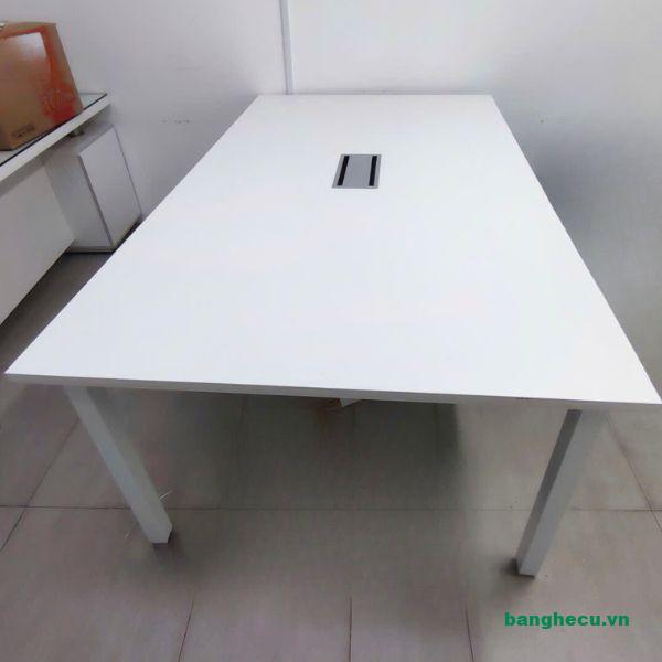 ban-hop-chan-sat-1m2-2m-nhu-moi