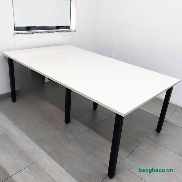 ban-hop-chan-sat-1m2-2m-thanh-ly