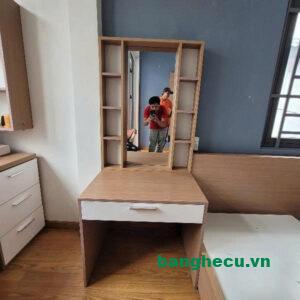 Thanh lý Bàn phấn trang điểm gỗ công nghiệp màu trắng