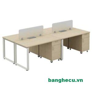 Cụm bàn làm việc chân sắt 4 người có vách ngăn mới 100%