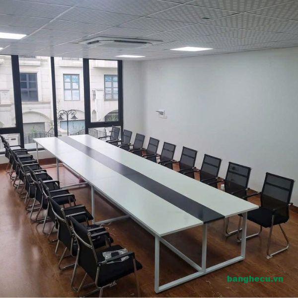 Thanh lý bàn họp chân sắt 6m 18 người hàng mới 99%