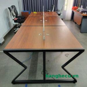 Alternative view of Bàn làm việc nhóm 6 người có vách ngăn mới 95%