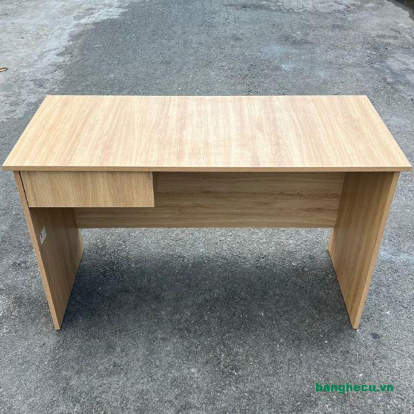 Bàn làm việc 1m2 có 1 ngăn kéo màu kem tồn kho - Ảnh 2