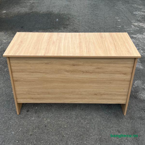 Bàn làm việc 1m2 có 1 ngăn kéo màu kem tồn kho