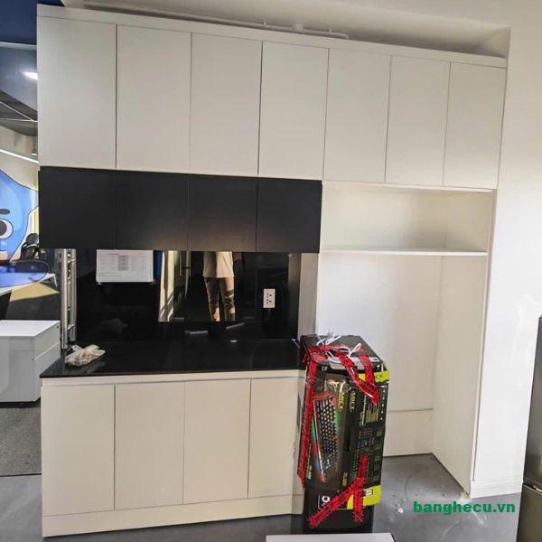 Thanh lý bộ tủ bếp gỗ MDF mặt đá hiện đại như mới