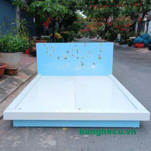 Thanh lý giường ngủ gỗ MDF 1m8x2m giá tốt