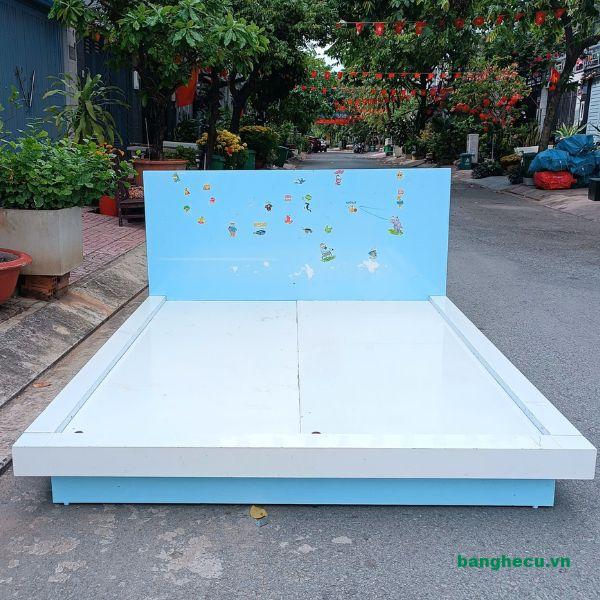 Thanh lý giường ngủ gỗ MDF 1m8x2m giá tốt