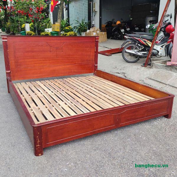 Thanh lý giường ngủ gỗ xoan đào 1m8 chất lượng