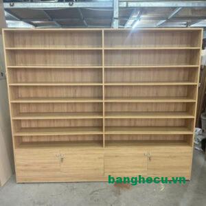 Alternative view of Thanh lý tủ trưng bày màu vân gỗ 2m4 x 2m mới 95%