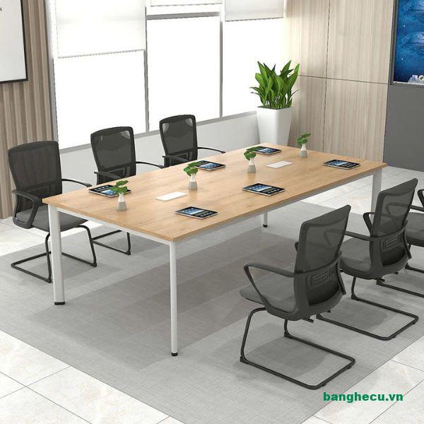 Bàn họp văn phòng chân Elip 2m4 hiện đại mới 100%